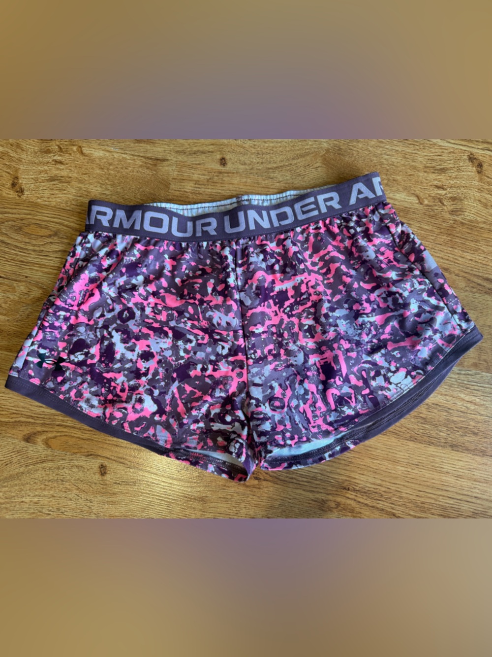 Under Armour Pink patterned Performance Shorts, youth XL